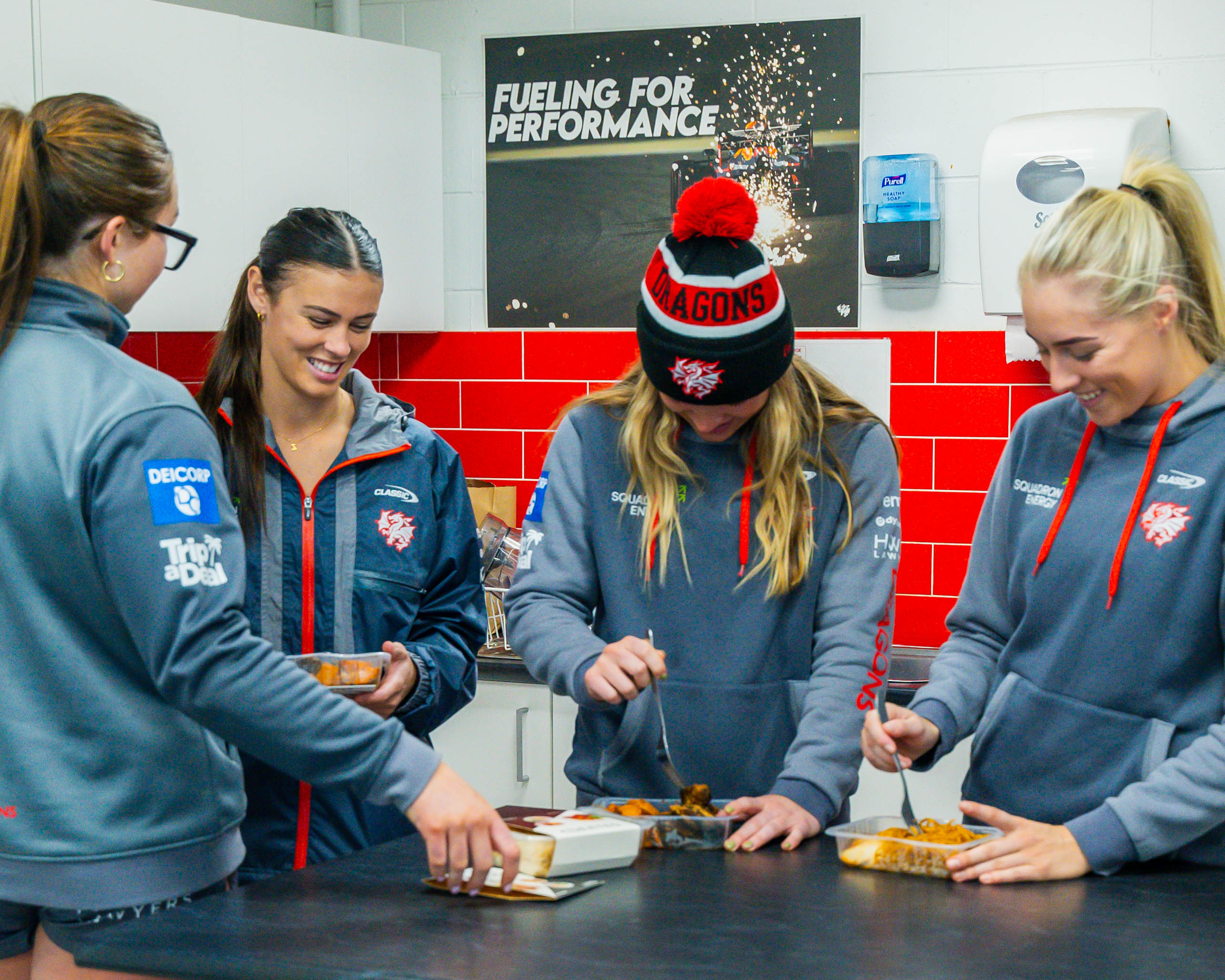 Dragons nrlw 8 of 26 d874b575 51bc 4be5 aaf2 372a205238cb